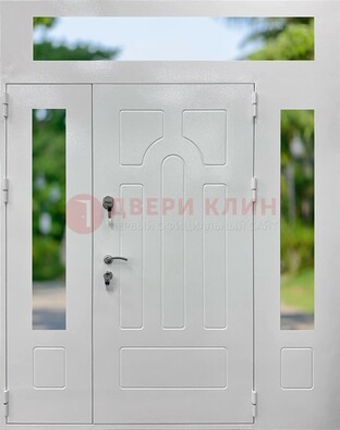Белая стальная дверь порошок со стеклом и фрамугами ДФГ-11 в Красногорске