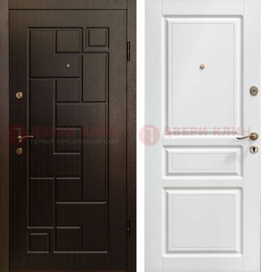 Входная дверь Коричневая металлическая филенчатая с белой МДФ внутри ДМ-241 в Красногорске