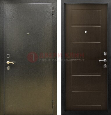 Темная металлическая дверь с порошковым напылением ДП-105 в Красногорске