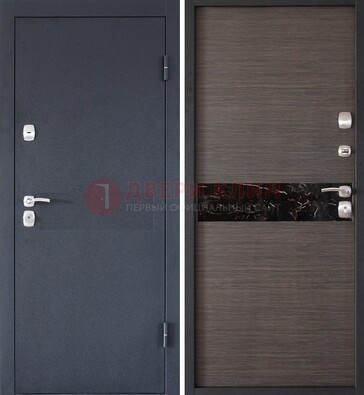 Черная железная дверь с порошковым напылением МДФ внутри ДП-114 в Красногорске