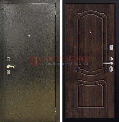 Темно-серая железная дверь с порошковым покрытием и коричневой МДФ ДП-288 в Красногорске