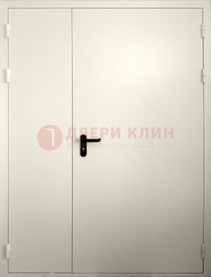 Белая противопожарная двупольная дверь ДПМ-02/60 в Красногорске