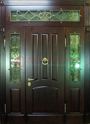 Стальная парадная дверь со стеклом и ковкой ДПР-18 для деревянного дома в Красногорске