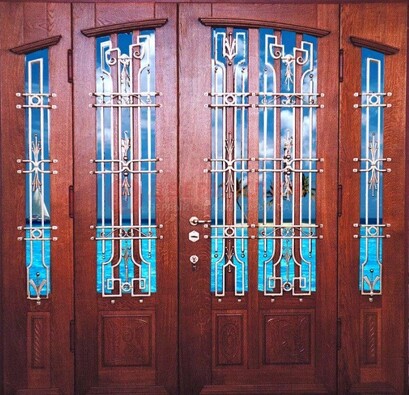 Парадная дверь со вставками из стекла ДПР-55 с шумоизоляцией в Красногорске