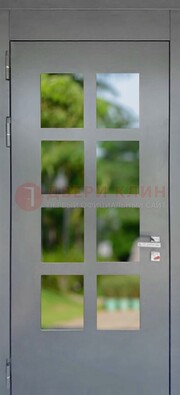 Серая металлическая дверь со стеклом ДС-78 в Красногорске