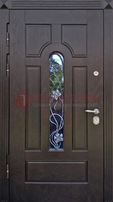 Металлическая дверь со стеклом и ковкой в цвете венге ДСК-142 в Красногорске