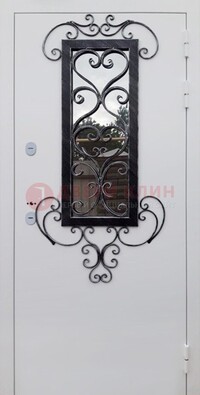 Белая уличная дверь Порошок со стеклом и ковкой ДСК-222 в Красногорске