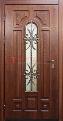 Тяжелая стальная дверь со стеклом и ковкой ДСК-42 в Красногорске