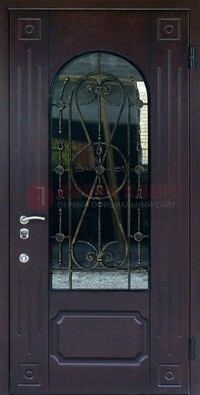 Стальная дверь со стеклом и ковкой ДСК-80 в загородный дом в Красногорске