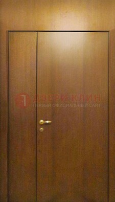 Светлая  тамбурная дверь ДТМ-22 в Красногорске