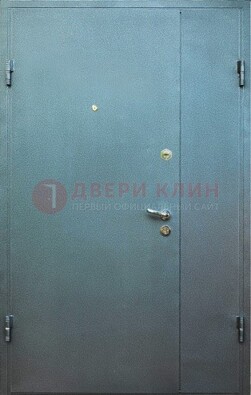 Серая тамбурная дверь ДТМ-34 в Красногорске