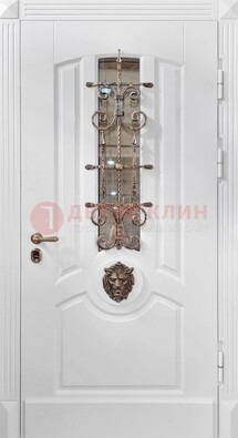 Белая металлическая дверь с виноритом и стеклом с ковкой ДВТ-165 в Красногорске