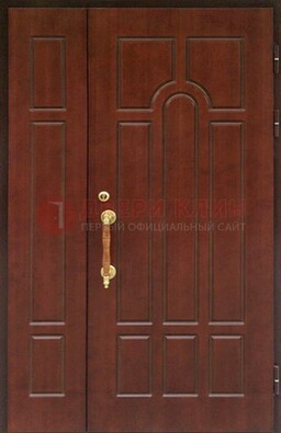 Стальная полуторная дверь для частного дома ПЛ-13 в Красногорске