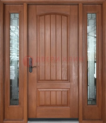 Стальная дверь с массивом дуба и витражом для дома ВЖ-17 в Красногорске